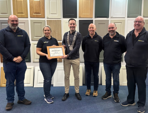 Hoey’s DIY Named First Winner of Cathaoirleach’s Business of the Month
